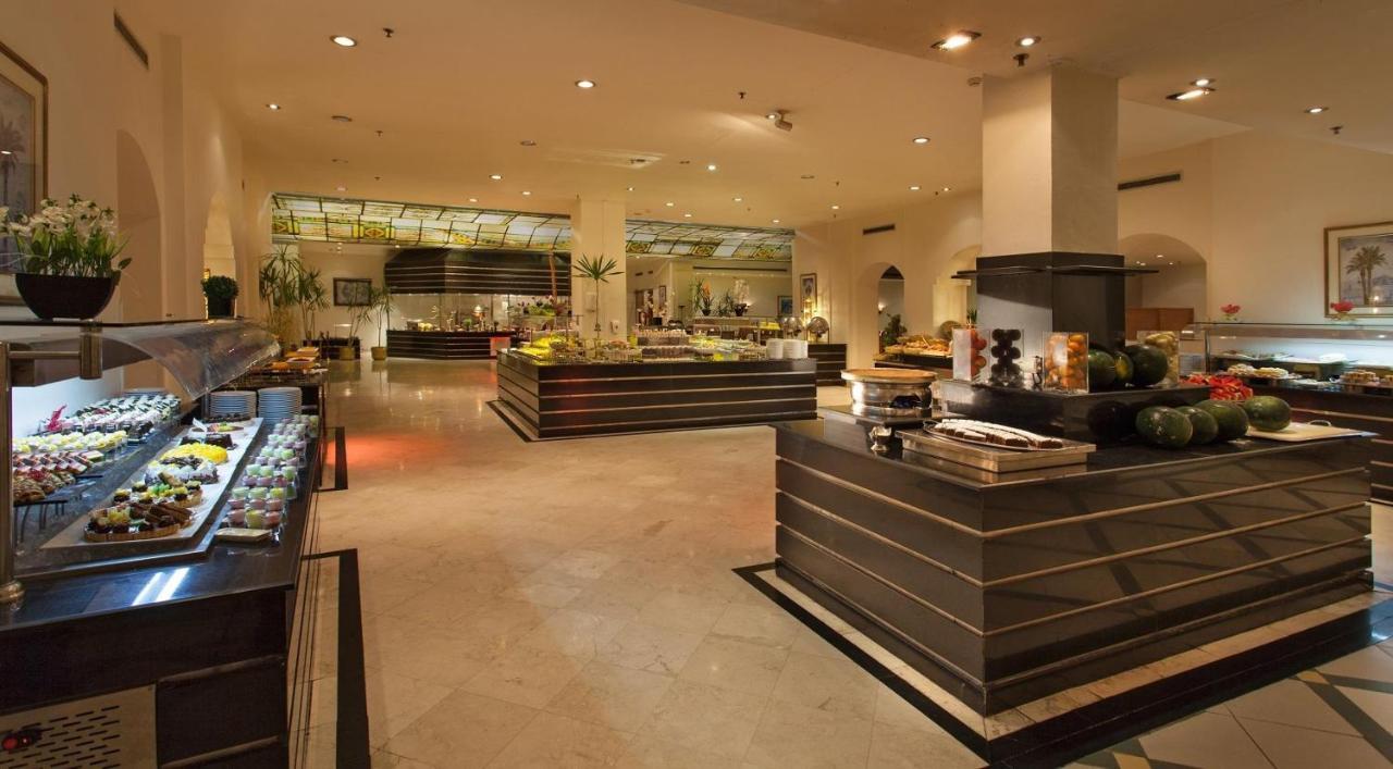 โจลี วิล กอล์ฟ แอนด์ รีสอร์ต Hotel ชาร์มเอลชีค ภายนอก รูปภาพ The buffet at the Grand Hyatt Hotel, Amman, Jordan
