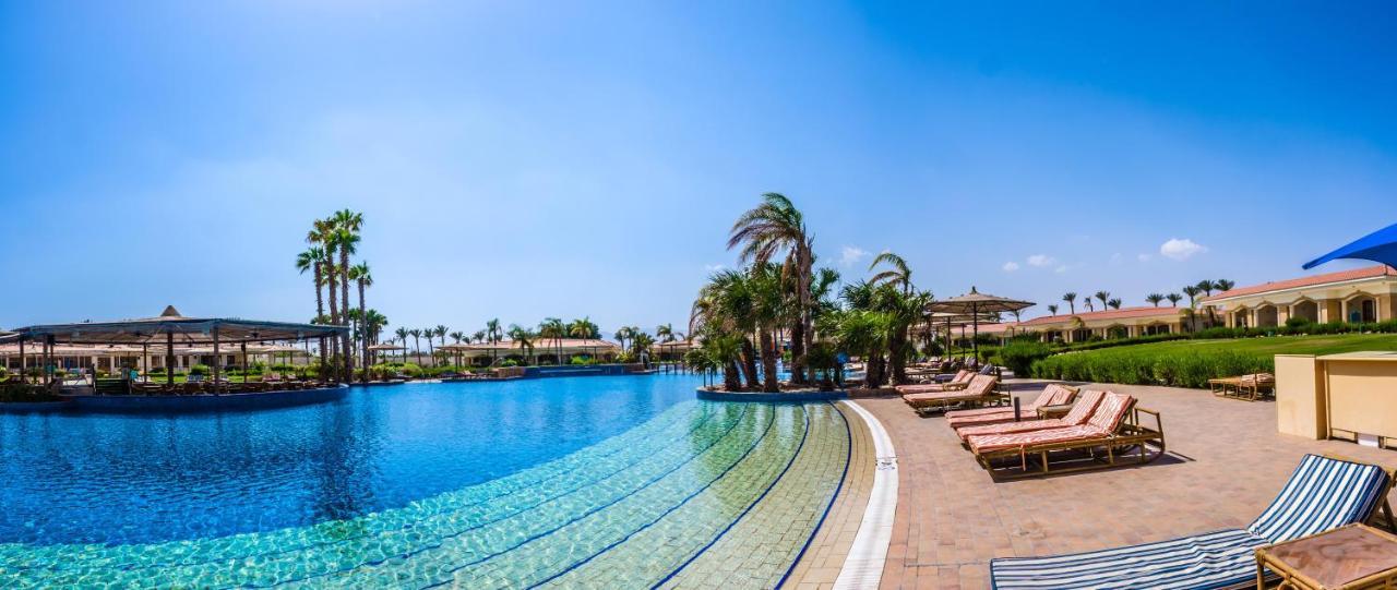 โจลี วิล กอล์ฟ แอนด์ รีสอร์ต Hotel ชาร์มเอลชีค ภายนอก รูปภาพ Pool at the Royal Beach Palace