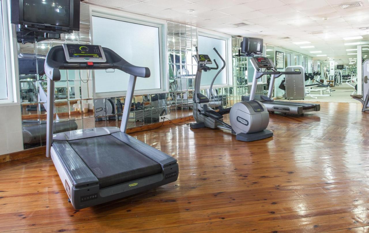 โจลี วิล กอล์ฟ แอนด์ รีสอร์ต Hotel ชาร์มเอลชีค ภายนอก รูปภาพ A treadmill