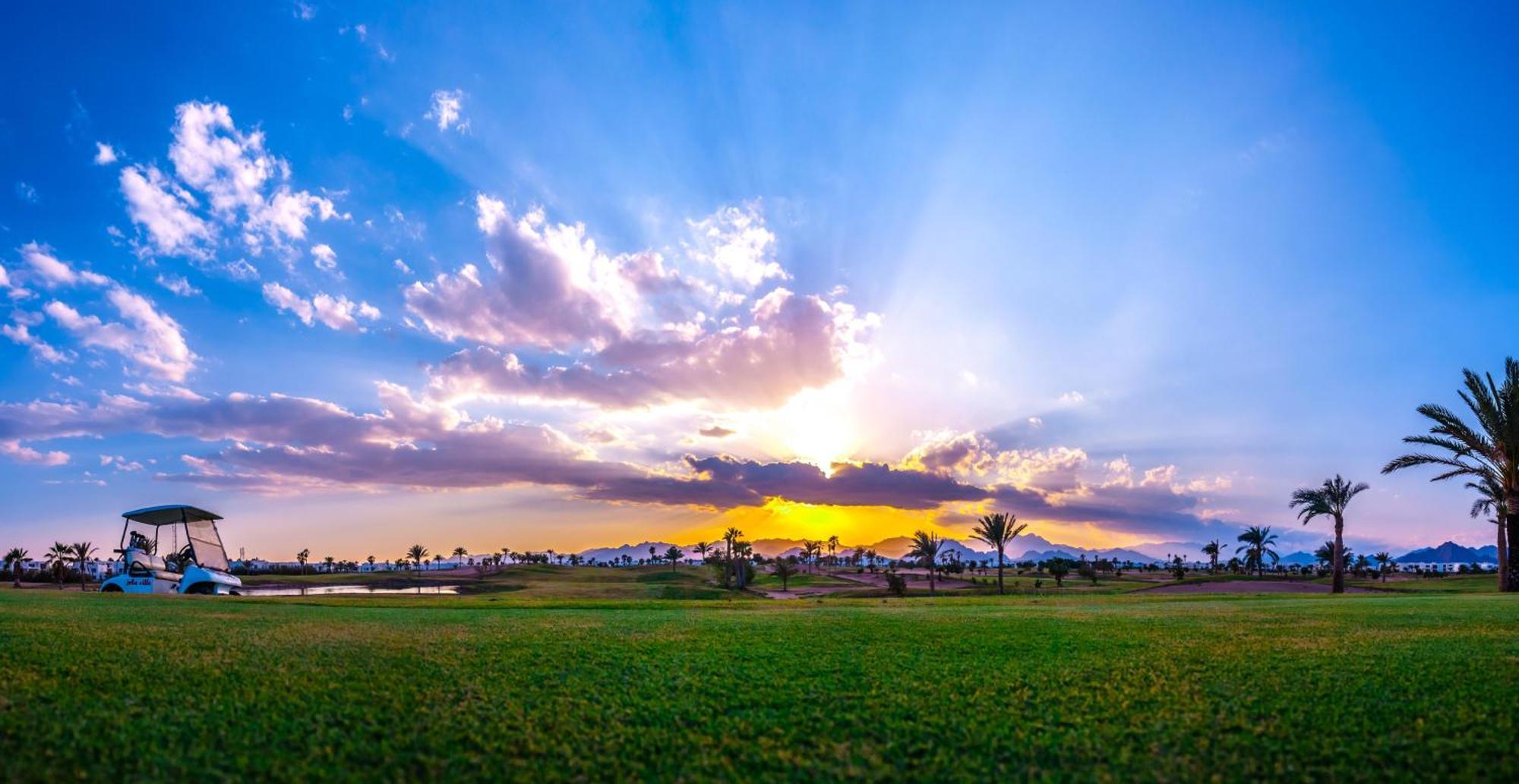 โจลี วิล กอล์ฟ แอนด์ รีสอร์ต Hotel ชาร์มเอลชีค ภายนอก รูปภาพ Sunset in the desert